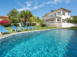 Marbella Villa - 16 Persons -