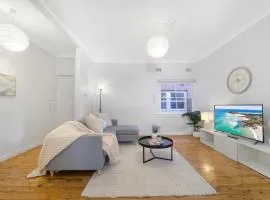 2B Bondi Paradise, 2 separate Queen Beds, Secure Car Parking