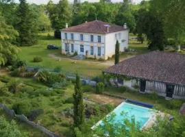 Chateau de la Grotte