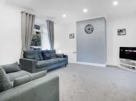 Dean St Retreat - Cosy Urban Escape, Sleeps 5
