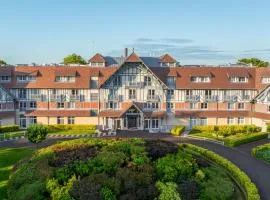 Renaissance Paris Hippodrome de St. Cloud Hotel