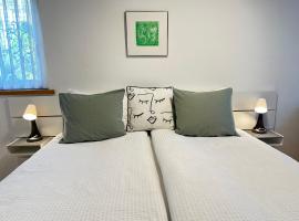 Studio Breiti I eigener Eingang l tiny I nähe Basel, hotel v destinaci Pratteln