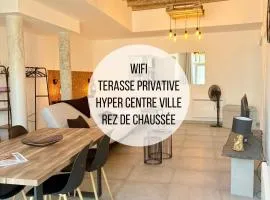 Loft avec terrasse au pied du château