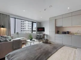 Stylish Studio With Wi-Fi and Shared Spa Facilities