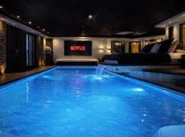 Bed & Wellness Malina Deluxe zwembad suite