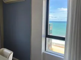 Flat no Mercure Navegantes com Vista Mar em Boa Viagem