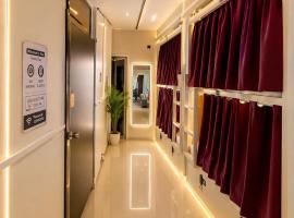 Homestay at Kashmiri Gate Metro & Old Delhi Railway Station, hotel v Dillí
