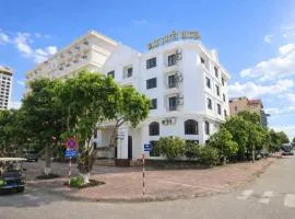 Bạch Tuyết Hotel
