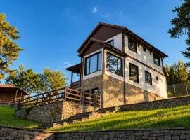 Лунен залив