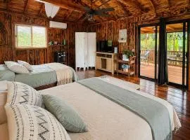 Pipeline Tropical Bungalow 2 bedrooms at G-Land