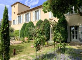 Château De Siran - Hôtel & Spa, hotel di Siran