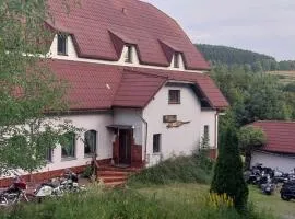 Gościniec, kwatery prywatne przy stoku w Zieleńcu