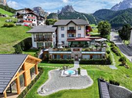 Hotel Fanes, מלון בסלבה די ואל גרדנה