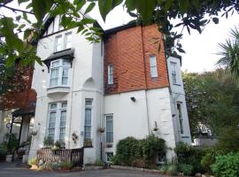 일프라콤에 위치한 호텔 The Darnley Hotel