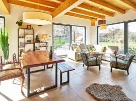 Luxusní dům s rozkvetlou zahradou v centru Roudnice nad Labem