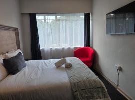 스프링스에 위치한 호텔 Drostdy Hotel In Springs