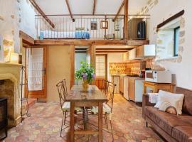 Gite De Charme à Biron、ビロンのホテル