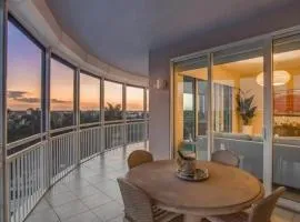 Luxury Oasis in Naples