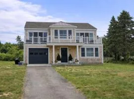 Short Walk to Water Mins to Nauset Beach AC