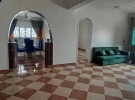 Large apartment and Rooftop Near Hatshepsut Temple