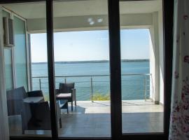 Lamera Residence Mamaia - Apartamente cu 1-2-3 camere cu acces si vedere la lac, hotel i Mamaia