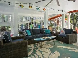 Kemah Baydreaming Near Kemah Boardwalk