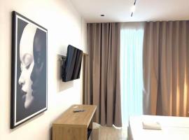 Moonlight Hotel, ξενοδοχείο σε Vlorë