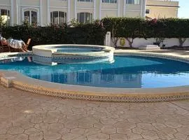 Villa Nita Altaona Golf Turquoise Sleeps 4 adults