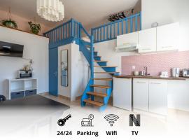Studio Pop, calme, lumineux, parking privé devant, hotel a Tours