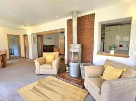 Home Comforts in Peaceful 2 Acres