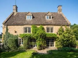 Idyllic Cottage straight out of The Holiday!