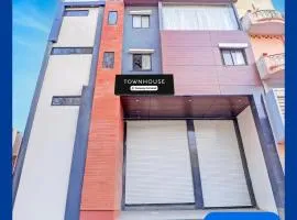 Townhouse LIG Main Road Indore