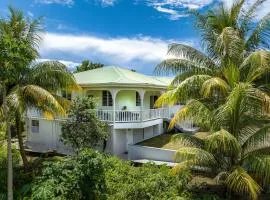 Ferapalms Tropical Escape with Ocean & Mountain View