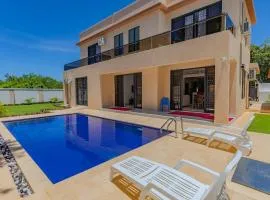 Coastal Haven with Private Pool, AC, and Starlink Internet