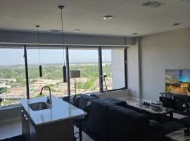 Immaculate Vibes Sunset View Condo