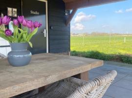 Studio op Camperplaats Vechtdal, viešbutis mieste Nieuwleusen