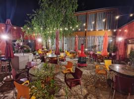 CicloLodge, viešbutis mieste Lozoja