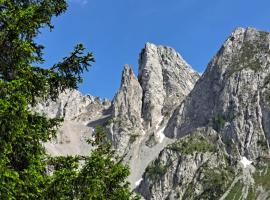 BROWN DOLOMYTE Apartment, hotel a Schilpario