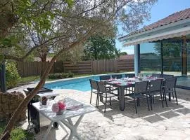 Villa with private pool on the shores of Lake Leon