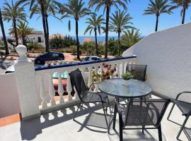 Apartamento Hibiscos, San Juan de Capistrano, hotel v mestu Nerja