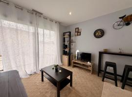 Montand - Studio Indépendant Pour 4 Personnes, Hotel in Lormont