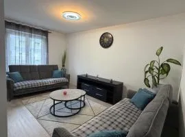 Tahir Flat