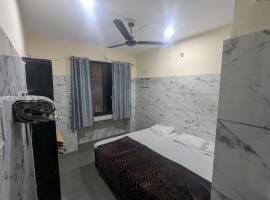 Hotel Tirth Purohit Park, hotel v destinaci Trimbak