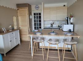 La BRIGANTINE 3, Hotel in Fort-Mahon-Plage