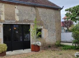 location 24h du Mans, Hotel in La Ferté-Bernard