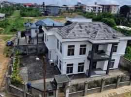 The white house, hotel a Douala