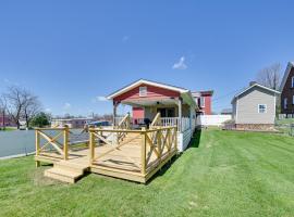 Kentucky Adventure Cottage Near Fort Knox, hotel a Vine Grove