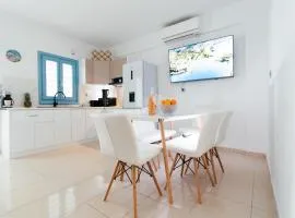 Almond Deluxe Home - Fira Center
