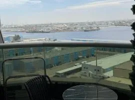 High-floor Luxury Apartment!