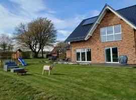 Ruhige Hofwohnung, modern und kinderfreundlich